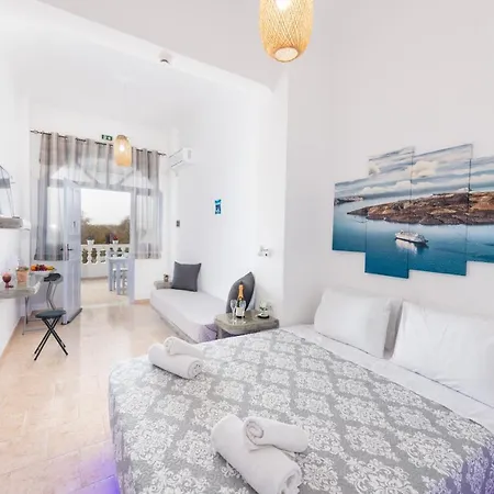 Santorininy Hotel