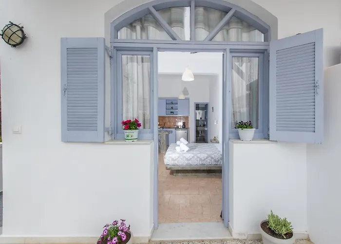 Santorininy Perissa (Santorini)