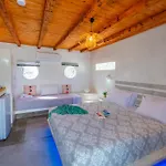 Santorininy *