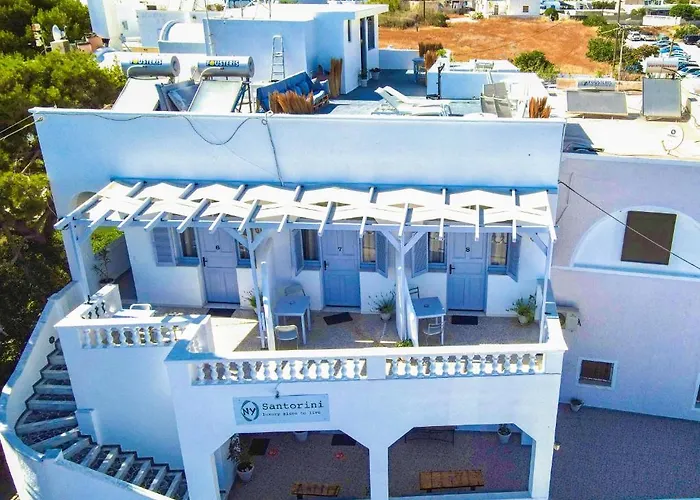 Santorininy Hotel